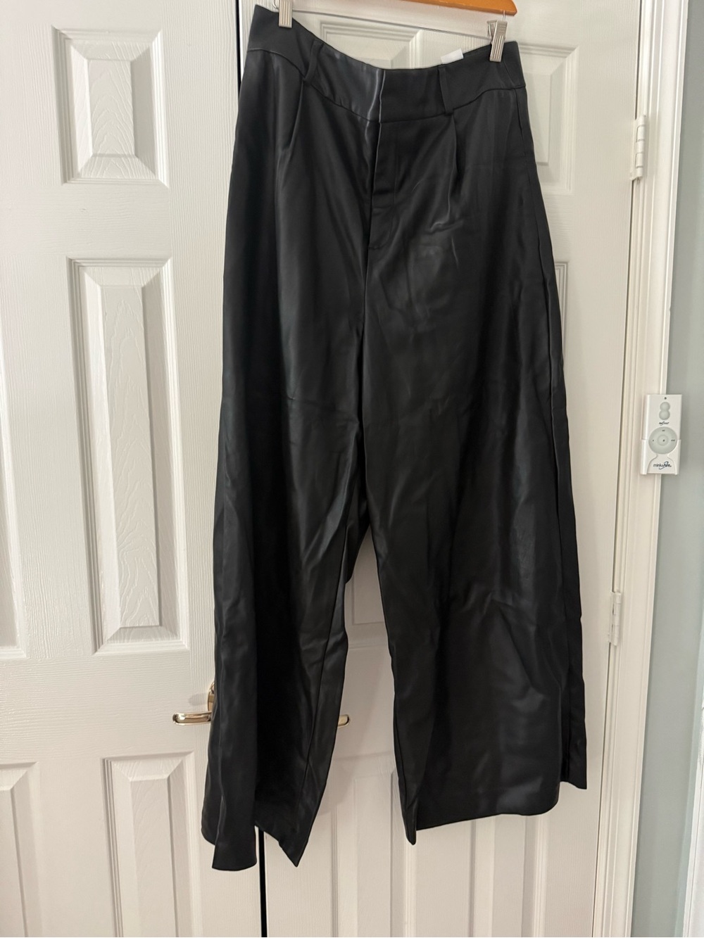 Banana Republic Black Faux Leather Wide-Leg Women's Pants